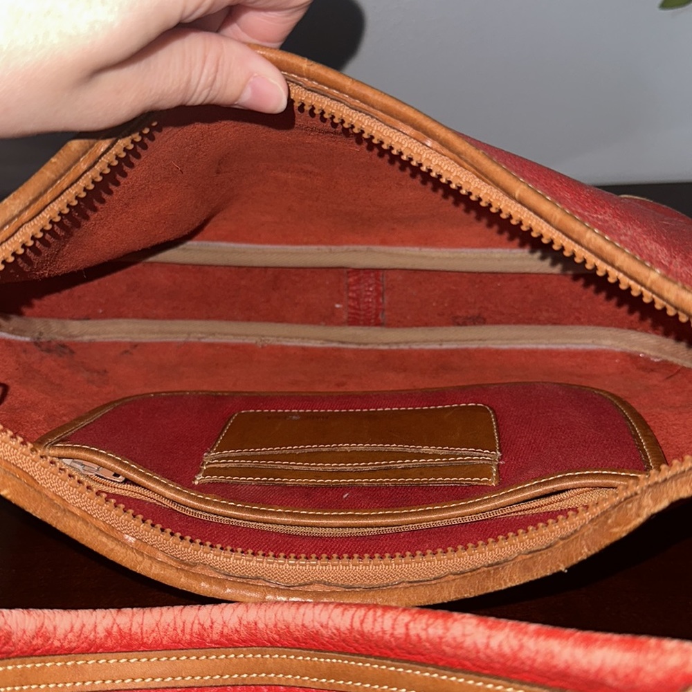 Vintage Dooney & Bourke red purse! - Picture 14 of 15